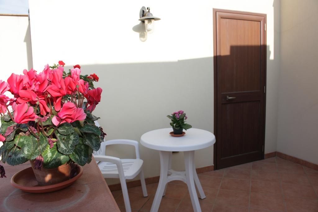Residence Barbara Трапани Екстериор снимка